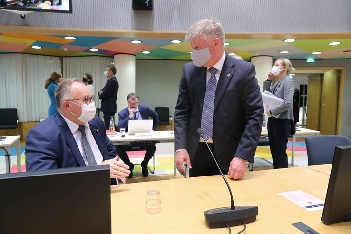 3fdbb170-248b-4db6-b59e-1140d07427f0.jpg